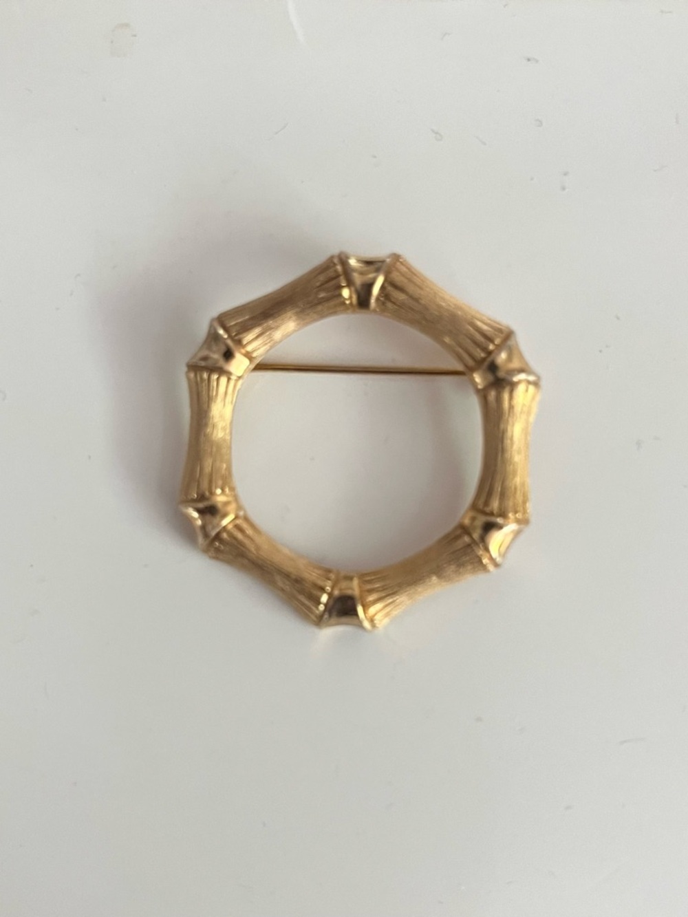 VTG Avon 1972 Bamboo Magic Brooch
